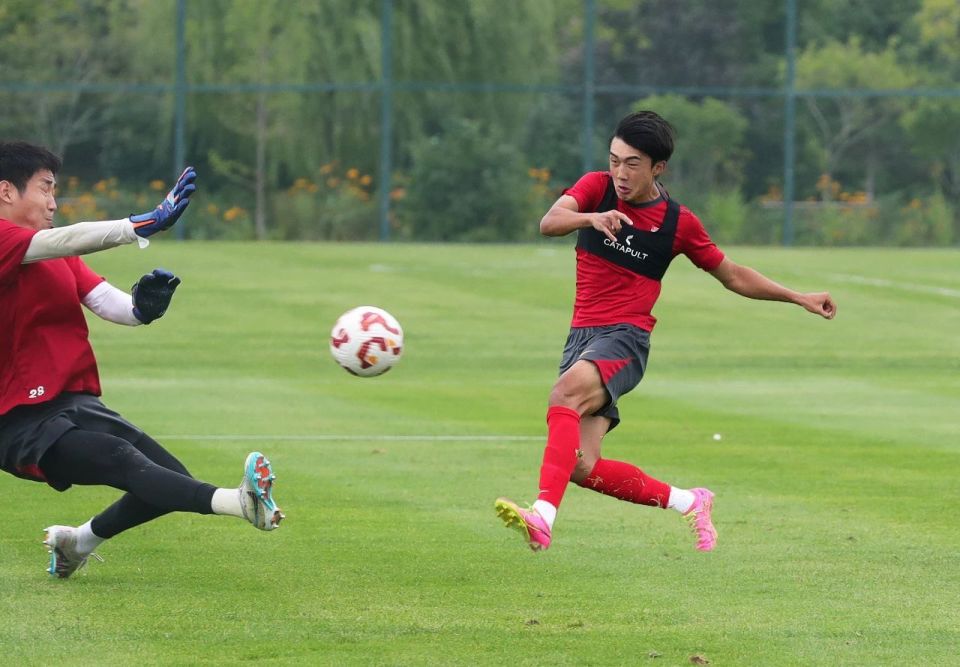 MoqSg, OJKJh MoqSg, OJKJh