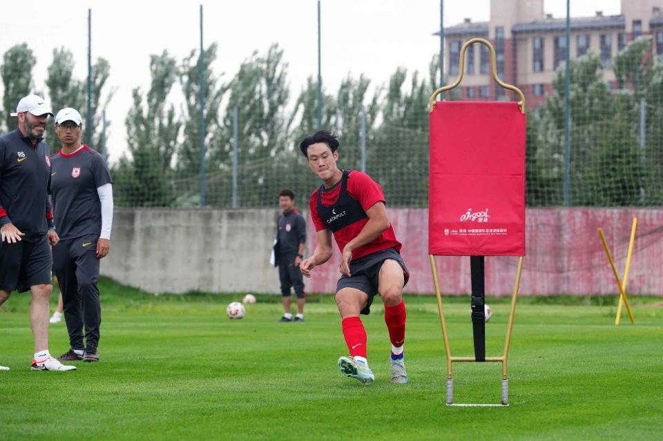 队长谭龙受, img, inews 队长谭龙受, img, inews