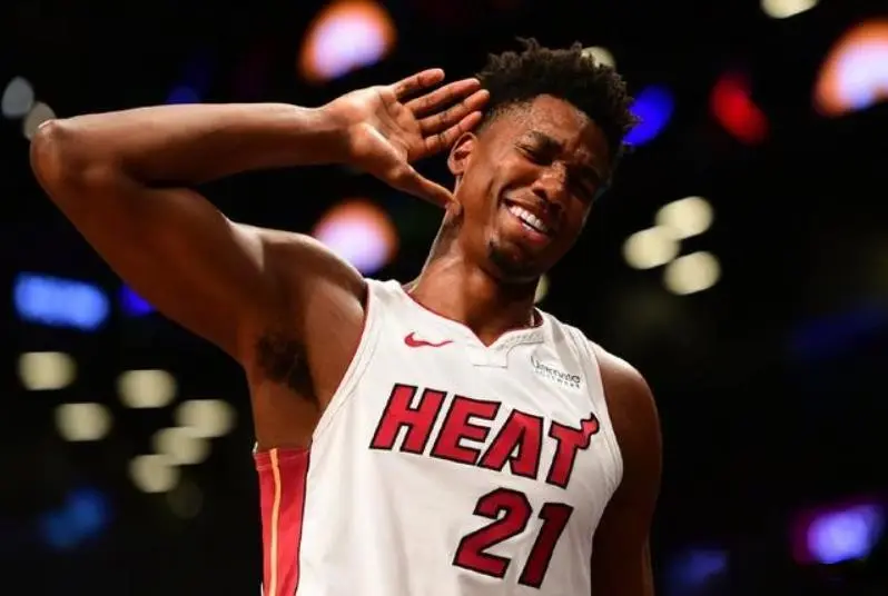 挨骂四人组, 缺的只是一 挨骂四人组, 缺的只是一